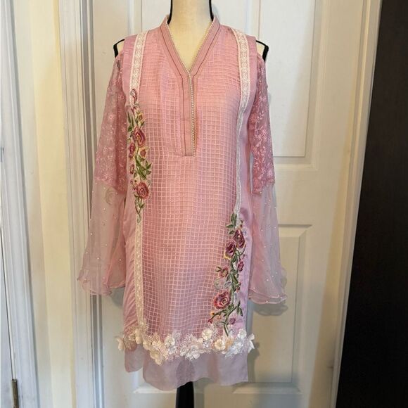 JEEM PAKISTANI DESIGNER AUTHENTIC FLORAL PEARL APPLIQUÉ DRESS - Picture 5 of 6
